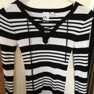 long sleeved, lace up, ribbed top